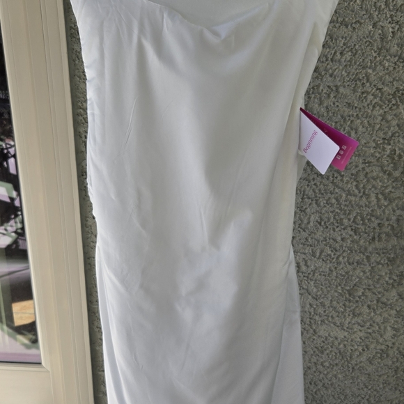 Beginning Boutiqe Dreamie White Mini Dress NEW - Picture 7 of 11